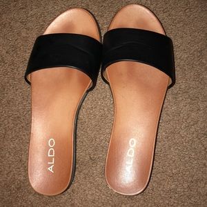 Aldo Sandals